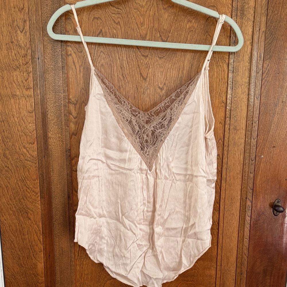 American Eagle Outfitters Cream Lace Cami